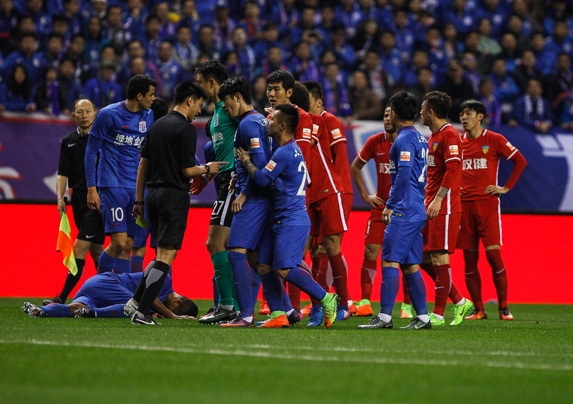 内线神塔！克塔狂砍19分18篮板，两项数据都是生涯最高（禁区巨兽！克塔轰下19+18，双项数据刷新生涯纪录）