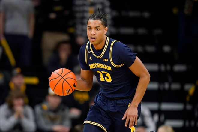 1-3被巴萨逆转，马竞连续13场西甲不败遭终结（马竞1-3遭巴萨翻盘，13轮西甲不败纪录告破）