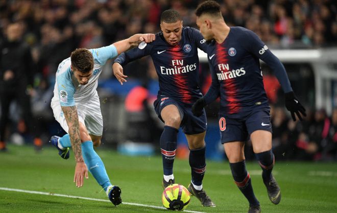 博尼：迪马尔科总是能传出好球；米兰德比和其他比赛一样重要（博尼称赞迪马尔科传球稳定，直言米兰德比与其他比赛同样重要）