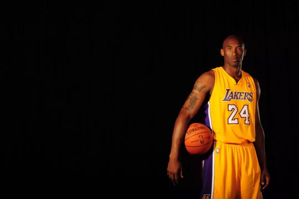 美名记：快船辞退保罗方式不妥且不体面，他们很难让人同情（美媒：快船解雇保罗方式失当又失礼，外界难以同情）